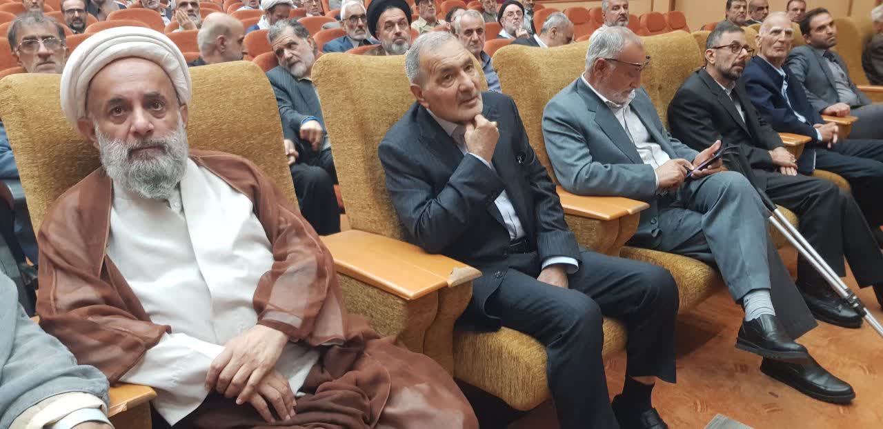 امام جمعه بابل: خاطرات دوران دفاع مقدس باید ثبت و دانشنامه جامع دفاع مقدس بابل تدوین شود
