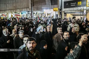 عزاداری شهادت رهبر انقلاب در چهارراه کوکاکولا خیابان پیروزی تهران