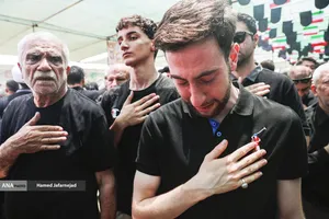 تشییع و خاکسپاری شهدای حملات رژیم صهیونیستی در قطعه42 بهشت زهرا(س)