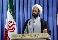 امام‌ جمعه موقت خرم‌آباد خواستار برخورد با محتکران و اخلالگران اقتصادی شد
