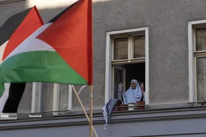 تظاهرات ده&zwnj;ها هزار نفر در برلین علیه حمایت آلمان از اسرائیل