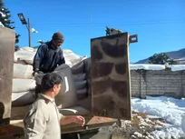 توزیع خوراک دام در مناطق کوهستانی و برف‌گیر مازندران