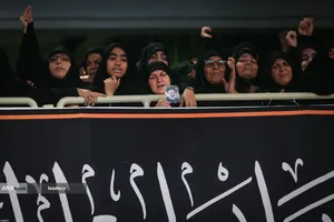 مراسم عزاداری شب هفتم محرم در حسینیه امام خمینی(ره)