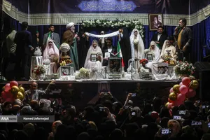 همزمان با سالگرد ازدواج حضرت علی (ع) و حضرت فاطمه(س) مراسم جشن ازدواج500 زوج&zwnj; جان&zwnj;فدا عصر دوشنبه 28 اردیبهشت به&zwnj;صورت همزمان در میادین اصلی شهر تهران برپا شد. از این تعداد، آیین ازدواج 6 زوج در تجمع مردمی حمایت از رهبر معظم انقلاب و نیروهای مسلح در خیابان پیروزی چهارراه نبرد