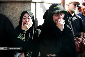 مراسم وداع با رهبر شهید انقلاب حضرت آیت الله سیدعلی خامنه&zwnj;ای (ره) و خانواده ایشان