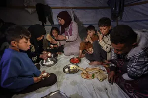 حملات هوایی رژیم صهیونیستی به اردوگاه آوارگان غزه و منطقه خان&zwnj;یونس 