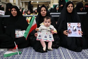 دیدار دانش&zwnj;آموزان و دانشجویان با رهبر معظم انقلاب