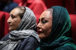 شقایق فراهانی