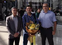 امجد خان وارد ايران شد