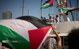 حرکت بزرگ&zwnj;ترین ناوگان"الصمود" همبستگی بین&zwnj;المللی از بندر بارسلونا اسپانیا به سوی غزه