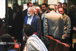 محمدجواد لاریجانی رئیس پژوهشگاه دانش&zwnj;های بنیادی و رئیس همایش &laquo;خیزش در برابر خردکشی&raquo;