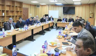 بن‌بست در جلسه سرنوشت‌ساز مدیران لیگ برتر با فدراسیون/ سه سناریو روی میز تاج؛ چالش سرخابی ها بیشتر شد