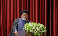 در اسناد حقوق بشر، کرامت انسانی به عنوان اصل بنیادین مطرح می‌شود