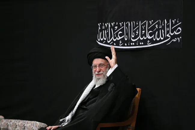 حساب کاربری رهبر شهید؛ آنان که خود، جنگ‌افروز بودند، نمی‌توانستند رهروان راه خدا را تحمل کنند