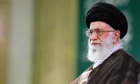 اساتید دانشگاه آزاد تهران غرب خواستار انتقام کامل تا تحقق خونخواهی امام شهید شدند