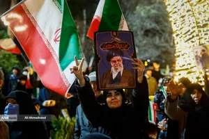 اجتماع مردمی در خونخواهی امام شهید امت - میدان امامت
