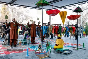 اولین روز اجراهای خیابانی جشنواره تئاتر فجر
