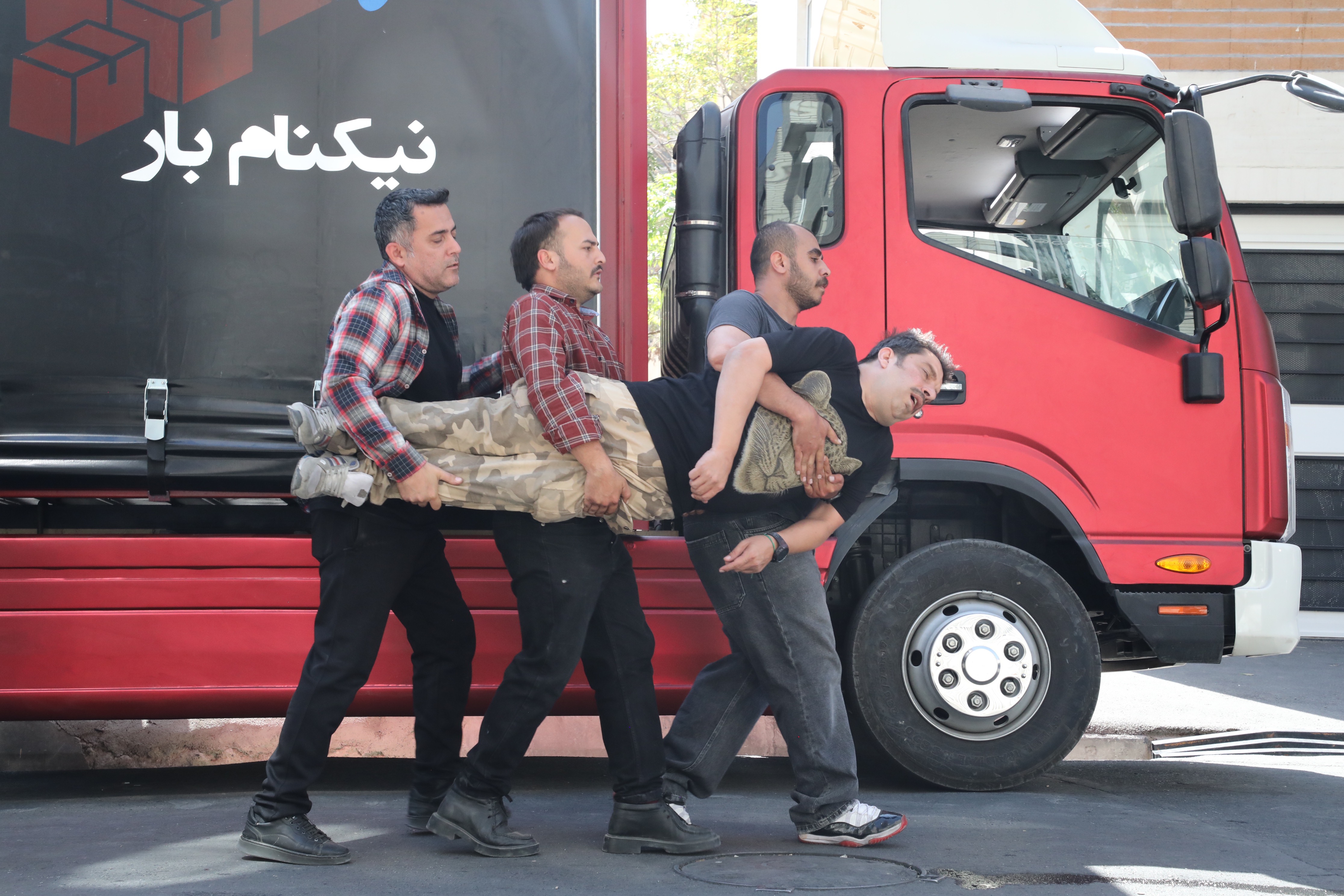 سعید آقاخانی ماه رمضان با «اسباب زحمت» می‌آید +فیلم و عکس