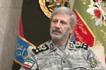 سرلشکر حاتمی: آمریکا آرزوی به زانو درآوردن ملت ایران را به گور خواهد برد/ برای آمریکایی‌ها در اصفهان کمین زده بودیم