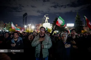 مراسم عزاداری در سوگ رهبر شهید انقلاب - میدان ونک