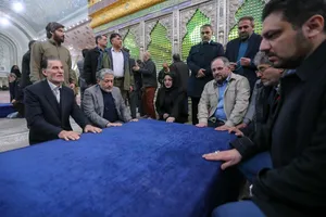 تجدید میثاق دانشگاهیان دانشگاه آزاد اسلامی با آرمان های امام خمینی(ره)