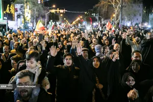 عزاداری شهادت رهبر انقلاب در چهارراه کوکاکولا خیابان پیروزی تهران