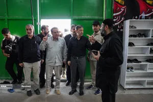 بازدید رئیس ستاد فرمان اجرائی امام(ره) از خدمت رسانی موکب داران اربعین حسینی مرز مهران