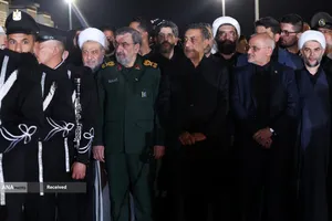 استقبال رسمی از پیکر مطهر امام شهید در عراق با حضور رییس جمهور