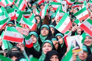 مراسم روز بسیج در حسینیه امام خمینی(ره)