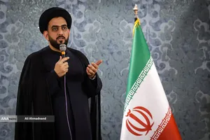 آیین بدرقه خانواده&zwnj;های آسیب&zwnj;دیده در جنگ به زیارت امام رضا(ع)
