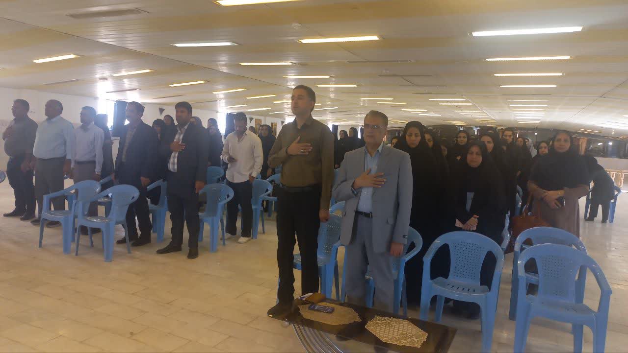 تمامی معلمان باید با هوش مصنوعی آشنا باشند