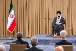 دیدار رئیس&zwnj;جمهور و اعضای هیئت دولت با مقام معظم رهبری