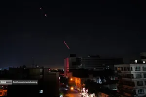 فعالیت پدافند هوایی علیه اهداف متخاصم در آسمان تهران