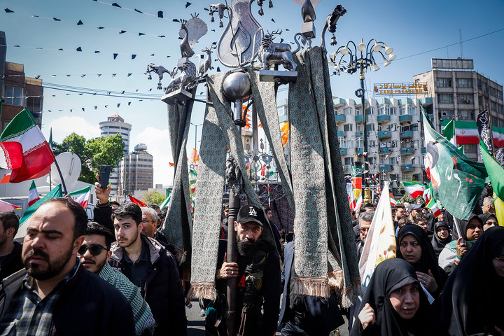 مراسم چهلمین روز شهادت حضرت آیت‌الله‌ خامنه ای رهبر شهید انقلاب - 2