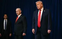 ترامب يطالب حماس بتسليم سلاحها سريعاً ويتحدث عن إيران وسوريا ولبنان