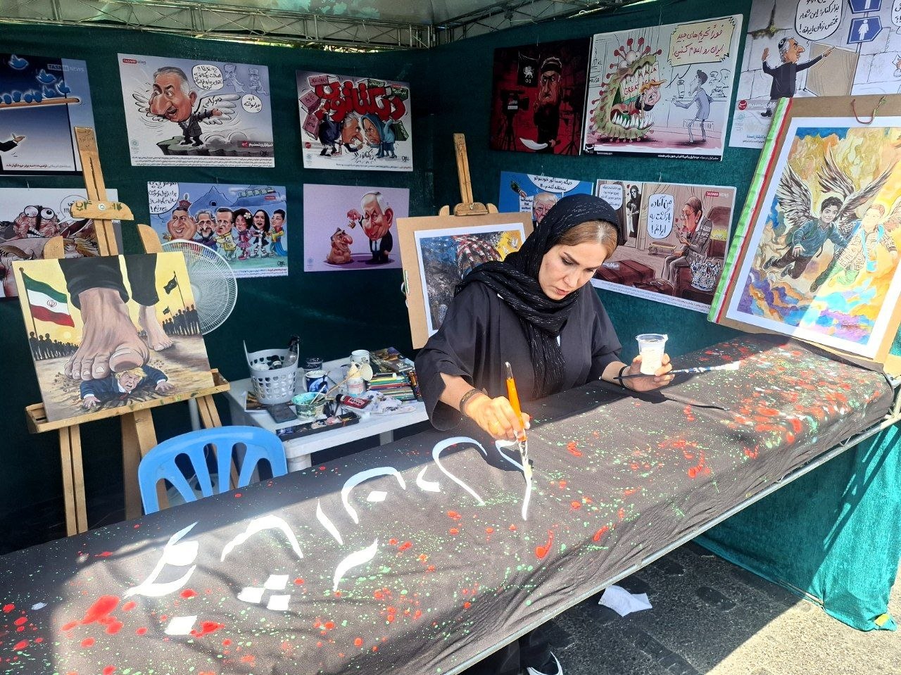 در مسیر حسین؛ تهران قدم‌به‌قدم به اربعین می‌رسد/ روایتی از موشک‌ها و پرچم‌های انتقام +عکس و فیلم