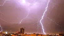 باران و رعد برق در ۱۷ استان کشور/ در دو روز آینده خلیج‌فارس مواج است