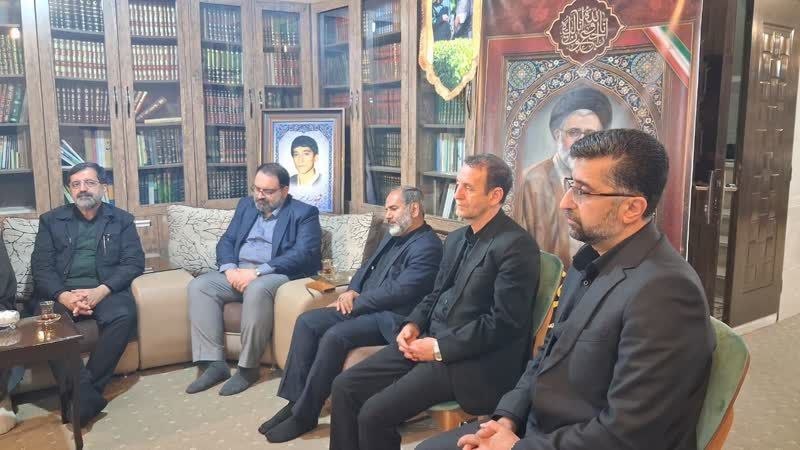 دیدار معاون رئیس‌جمهور با خانواده شهید خطیب