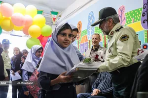 آغاز سال تحصیلی جدید با حضور فرمانده انتظامی تهران بزرگ