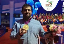 ملی‌پوش سابق وزنه‌برداری: فدراسیون از باقری استفاده تبلیغاتی می‌کند!/ سرمربیگری تیم‌های پایه حق من است