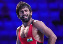 غیبت در زاگرب، امید به لس‌آنجلس؛ باجرانگ بازنشسته نشده!