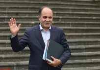 وعده ملی وزیر در برابر کمبود نهاده دولتی/ کارشناس: رانت نتیجه ضعف نظارت جهاد است