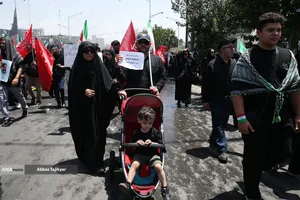 تشییع پیکر مطهر آقای شهید ایران و خانواده ایشان
