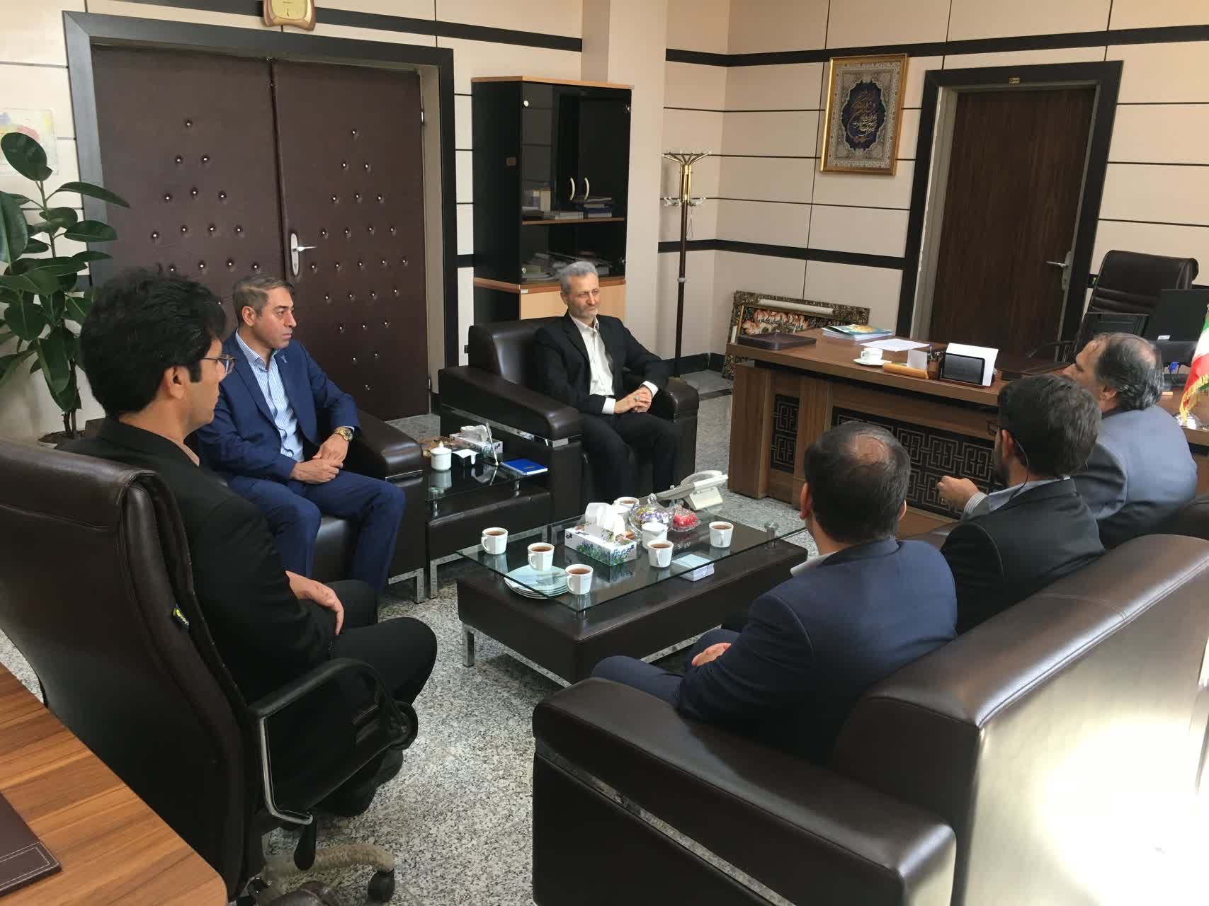 وقتی دانشگاه آزاد به کارگاهِ اشتغال تبدیل می‌شود؛ روایتی از تحققِ «هر دانشجو یک مهارت»