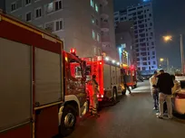 آتش‌سوزی در مجتمع مسکونی شهرک راه‌آهن با نجات بیش از ۲۰ نفر پایان یافت+ فیلم