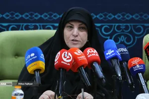 دکتر فریده اولاد قباد معاون تعاون و امور اجتماعی بنیاد شهید در نشست خبری تخصصی تشریح عملکرد 