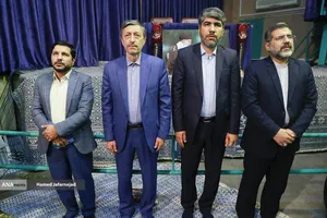 مراسم تجدید عهد با خادم حرم ایران "عهد خدمت" در حسینیه جماران