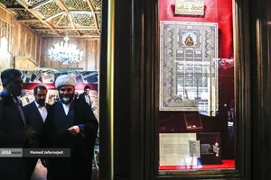 مراسم افتتاح نمایشگاه &laquo; آیینه&zwnj;های نعت&raquo; آیین گرامیداشت ۱۵۰۰مین سالگرد میلاد پیامبر اکرم(ص) با حضور حجت&zwnj;الاسلام والمسلمین محمد قمی رییس سازمان تبلیغات اسلامی