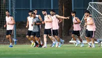 5 بازیکن پرسپولیس همچنان زیر نظر کادرپزشکی