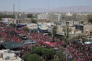 تشییع پیکر مطهر آقای شهید ایران و خانواده ایشان